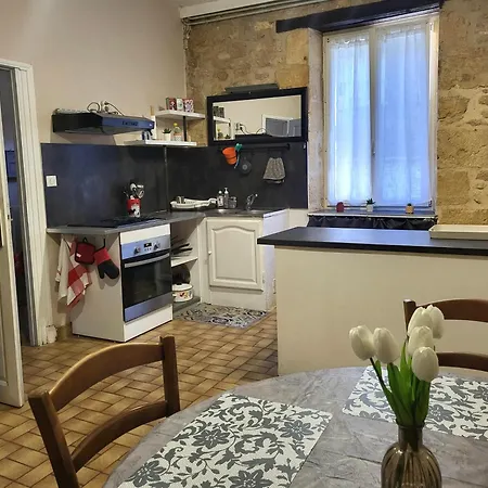 De La Marquise, Maison Perigourdine En Pierre A 2 Min A Pieds De La Cite Medievale De 度假居