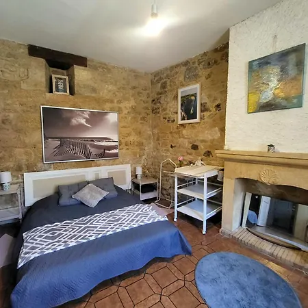 De La Marquise, Maison Perigourdine En Pierre A 2 Min A Pieds De La Cite Medievale De 度假居 *