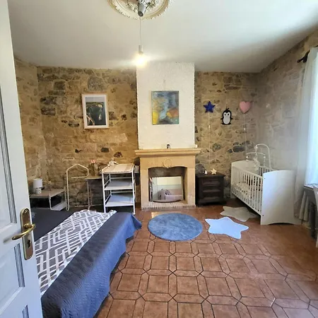 De La Marquise, Maison Perigourdine En Pierre A 2 Min A Pieds De La Cite Medievale De