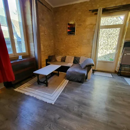 De La Marquise, Maison Perigourdine En Pierre A 2 Min A Pieds De La Cite Medievale De